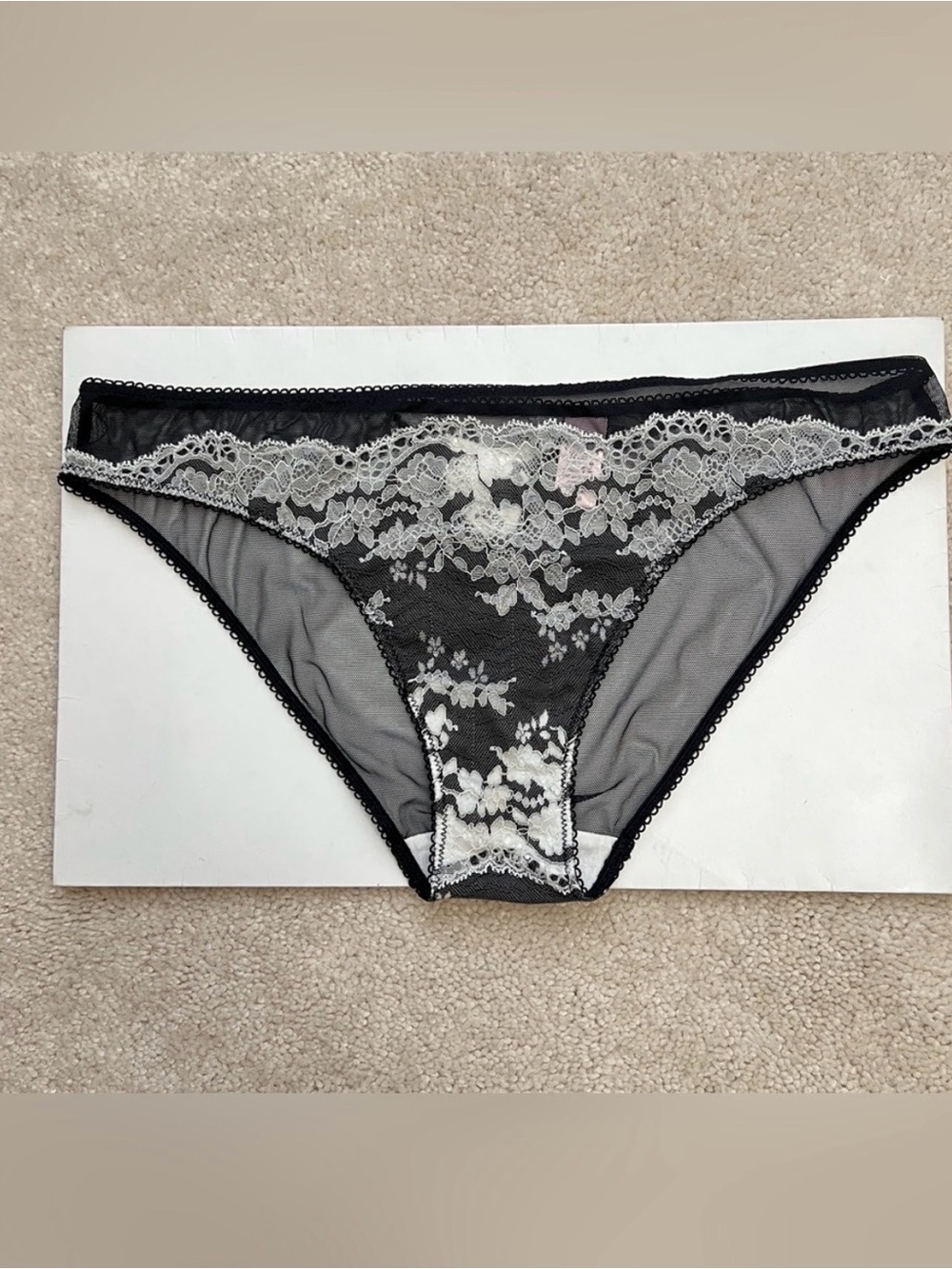 Victoria’s Secret Dream Angels Black Mesh Lace Peekaboo Cheekini Panties Medium